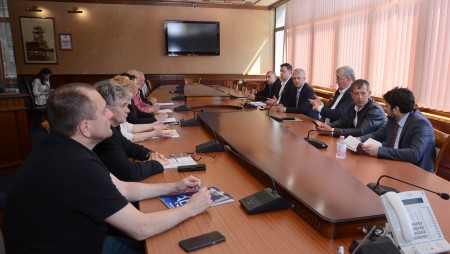 Общината и синдикатите с общо искане държавата да осигури 6,5 млн. лв. за градския транспорт във Варна