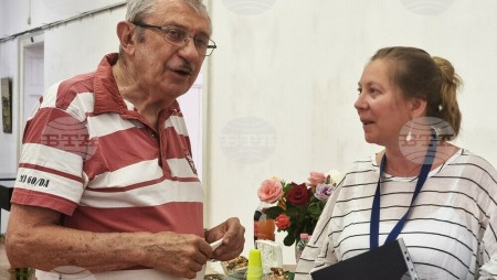 Бивш кмет на Варна стана „Дарител на годината“ на Държавния архив
