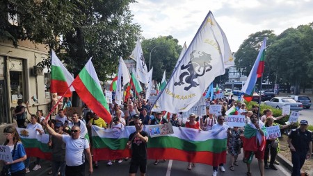 Второ автошествие срещу еврото тръгва от Варна в събота
