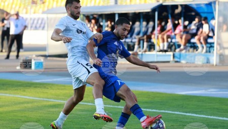 Левски надигра Спартак (Варна) с 2:1