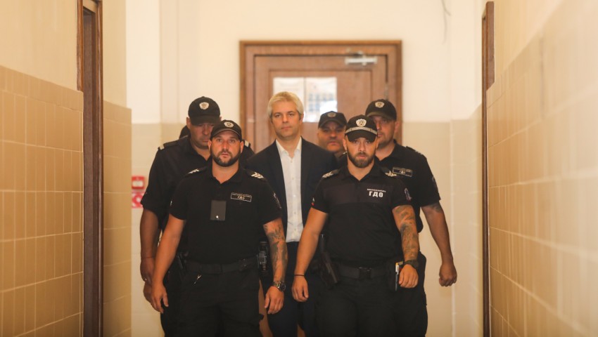 Софийският градски съд остави в ареста кмета на Варна Благомир Коцев