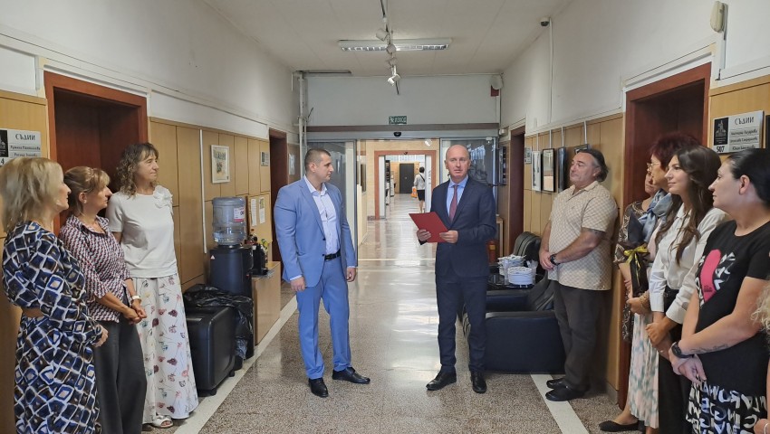 Съдебен помощник в Апелативен съд – Варна, поема по пътя на съдийската професия