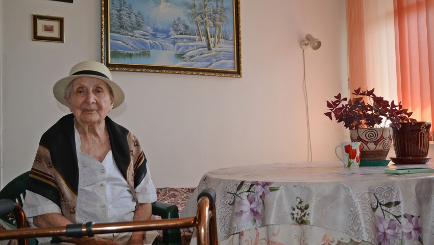 105-годишната варненка Евдокия Чочева ползва услугите на Домашния социален патронаж повече от 13 години
