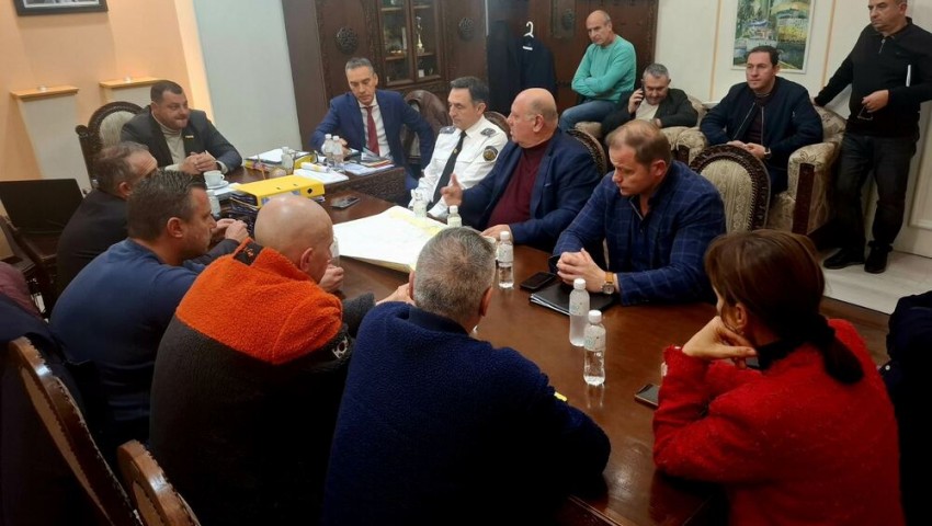 Танкер, плаващ под чуждестранен флаг, е заседнал край бреговете на Ахтопол
