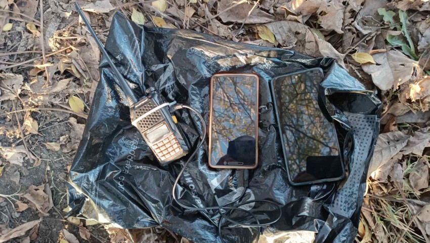 Полицията задържа варненец, „замърсявал“ радиоефира с фалшиви сигнали за бедстия
