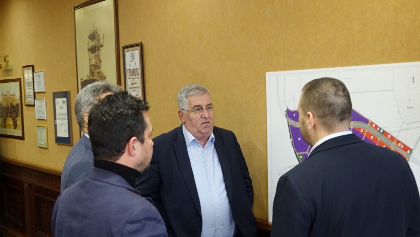Представиха идейния проект за създаване на нова индустриална зона до с. Тополи
