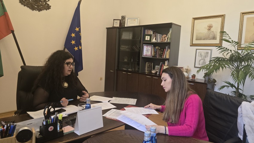 Областна управа и РЦТХ - Варна, обсъдиха възможностите за кръводаряване