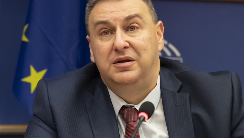 Евродепутати настояват за повече прозрачност при добавките в храните