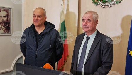 Работата на РИК трябва да бъде безпристрастна и професионална, каза областният управител на Варна