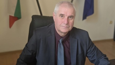 Областният управител: Осигуряване на честни и прозрачни избори са мой личен приоритет