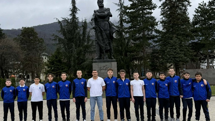 5 от 5 за „Комодор“ във ватерполния елит при U 14