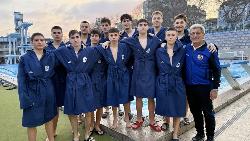 „Комодор“ срази „Славия“ в елита при U 18