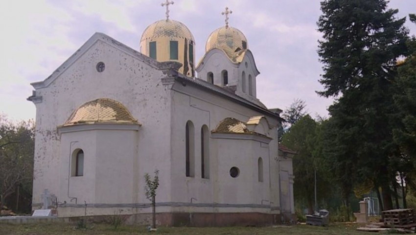 Вековна църква край Варна се нуждае от сериозен ремонт