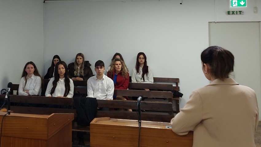В Районен съд – Варна, започна финалната ученическа практика за тазгодишните абитуриенти от специалност „Съдебна администрация“