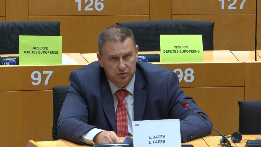 Евродепутатът Емил Радев призова за твърд европейски отговор срещу незаконния трафик на оръжия