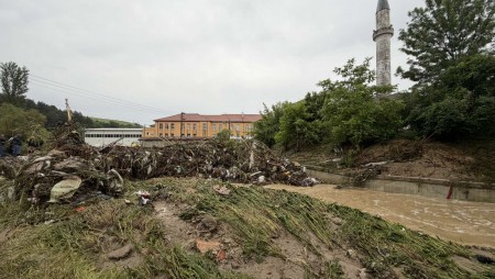 Заради пороите в общините Дългопол и Вълчи дол обявиха частично бедствено положение