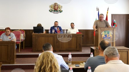 През новата учебна година средищно училище в община Девня ще бъде „Васил Левски“
