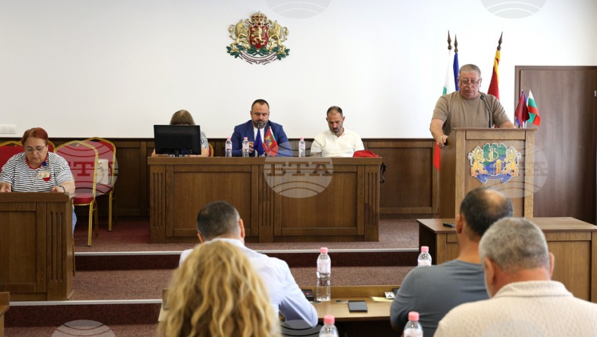 През новата учебна година средищно училище в община Девня ще бъде „Васил Левски“