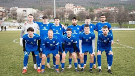 ФК Аксаково започна подготовка, 30 играчи ще тренират с тима