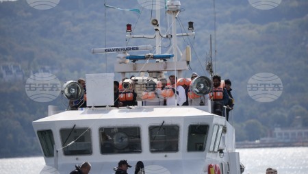 Всички спасени моряци от атакуваните с дронове търговски кораби вече са във Варна