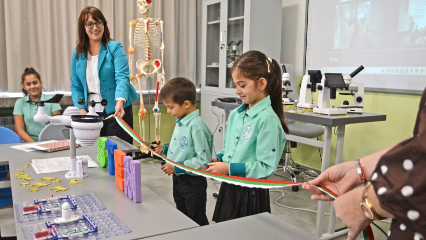 ОУ „Добри Чинтулов“ във Варна представи новия си STEM център