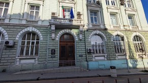 Прокуратурата обвини бивш областен управител на Варна във връзка с неизгоден договор за адвокатски услуги