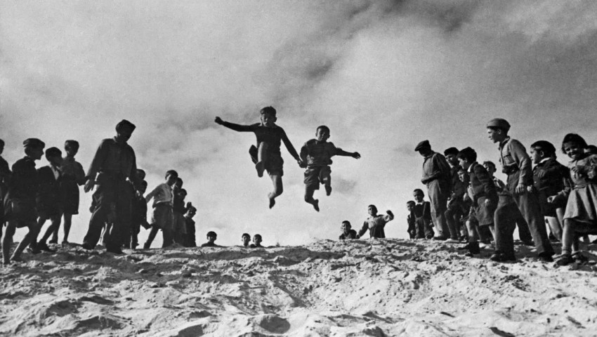 Фотографска изложба за 80-годишнината на УНИЦЕФ гостува във Варна