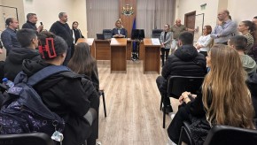 Студенти от ВВМУ „Н. Й. Вапцаров“ гостуваха за първи път в Административен съд - Варна